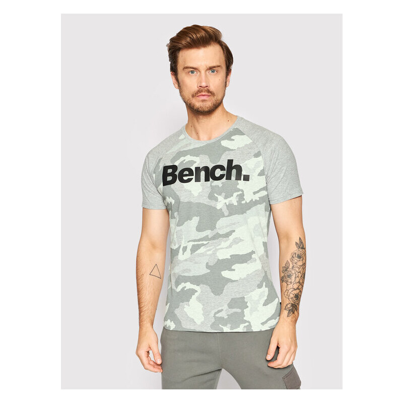 T-Shirt Bench