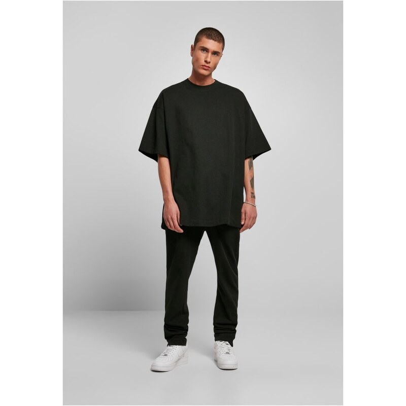 URBAN CLASSICS Huge Tee - black