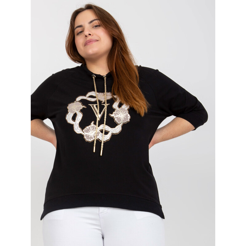 Fashionhunters Černá dámská halenka plus size s 3/4 rukávem