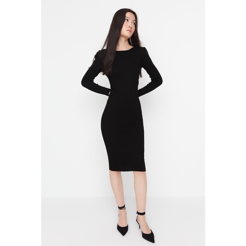 Trendyol Black Fitted Midi Knitwear Back Detailed Dress