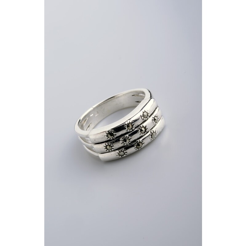 Stříbrný prsten s markazitem PM004