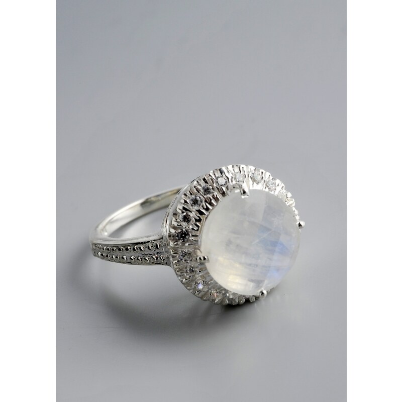 Stříbrný prsten s měsíčním kamenem a zirkony PK024