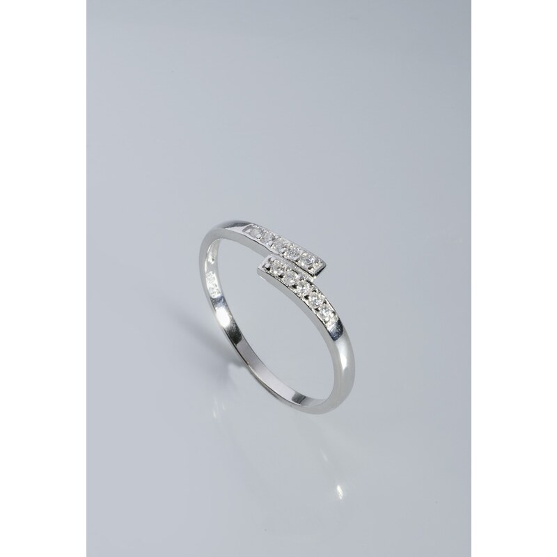 Stříbrný prsten s kubickými zirkony PK056