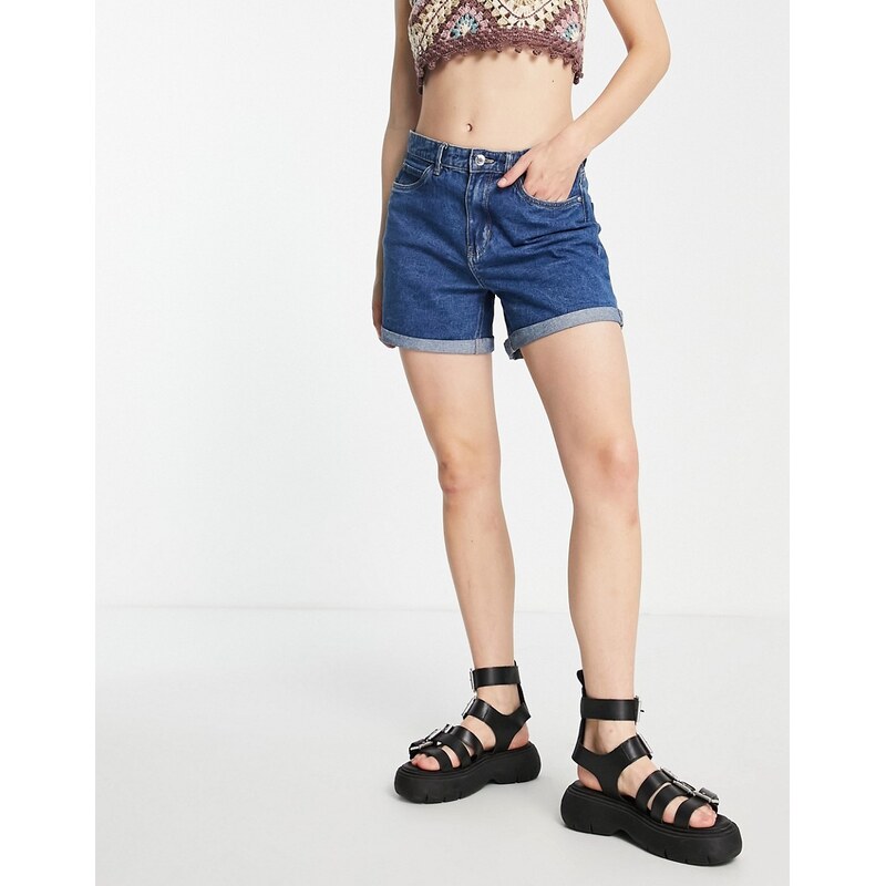 ONLY Vega low rise rolled hem denim mom shorts in medium blue