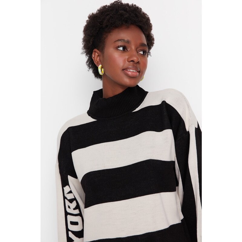 Trendyol Black Color Block Knitwear Sweater