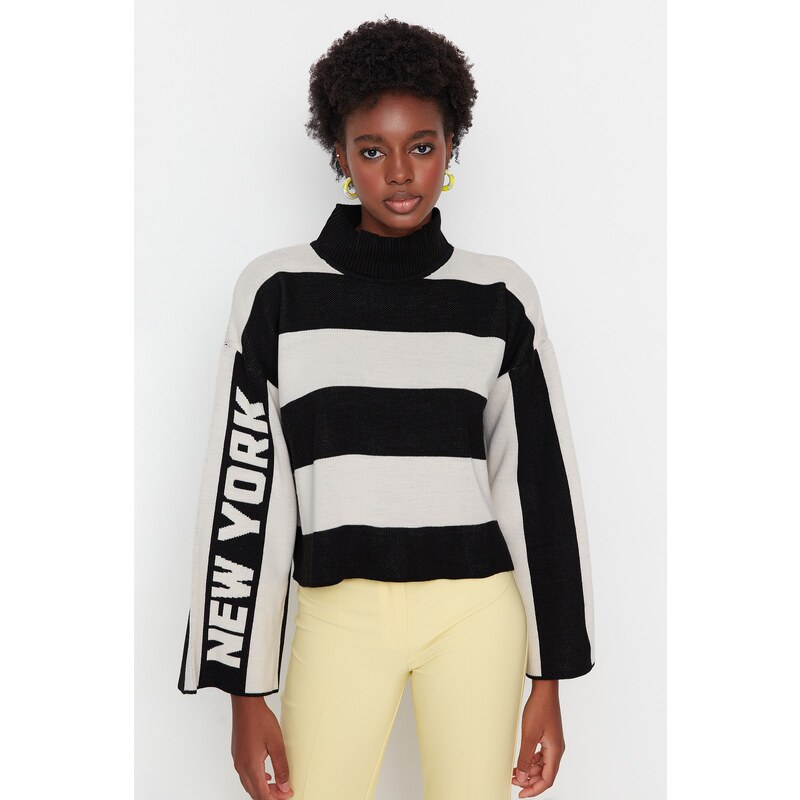 Trendyol Black Color Block Knitwear Sweater