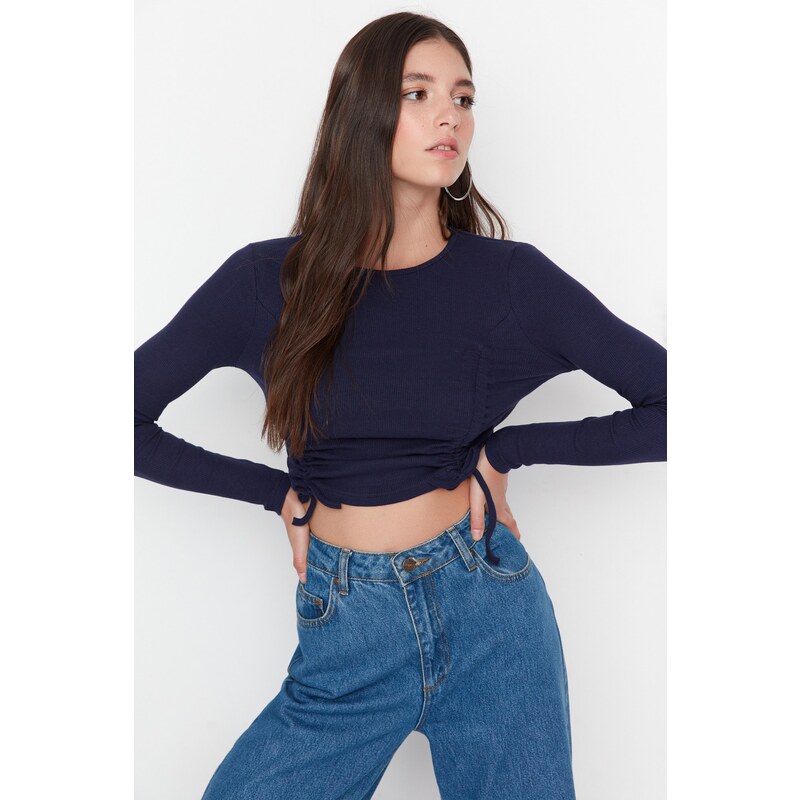 Trendyol Navy Blue Shirred Detailed Fitted Crop Crew Neck Ribbed Cotton Stretch Knit Blouse