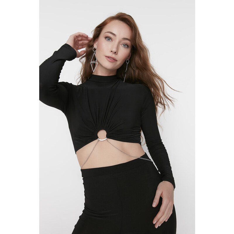 Trendyol Black Knitted Jumpsuit with Chain Detail on the Waist 115641581