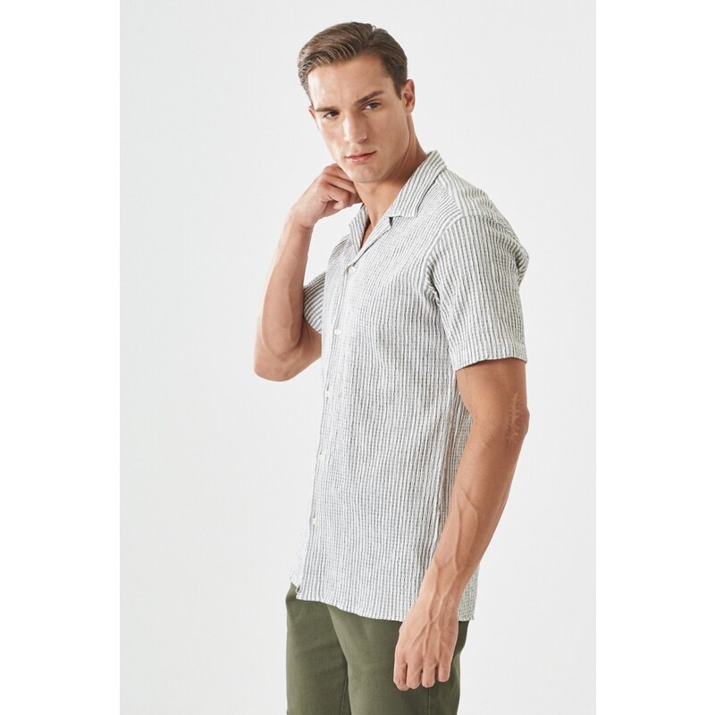 AC&Co / Altınyıldız Classics Men's White-khaki Comfort Fit Comfy Cut Monocollar See-through Striped Shirt.