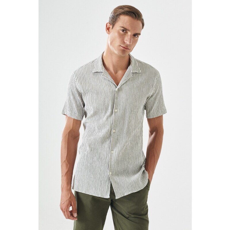 AC&Co / Altınyıldız Classics Men's White-khaki Comfort Fit Comfy Cut Monocollar See-through Striped Shirt.