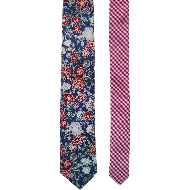 Obleč oblek Květinová pánská kravata s károvaným vzorem
