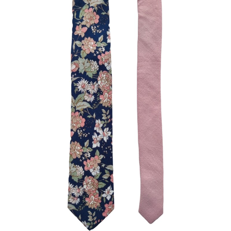 Obleč oblek Pánská kravata s růžovými květy