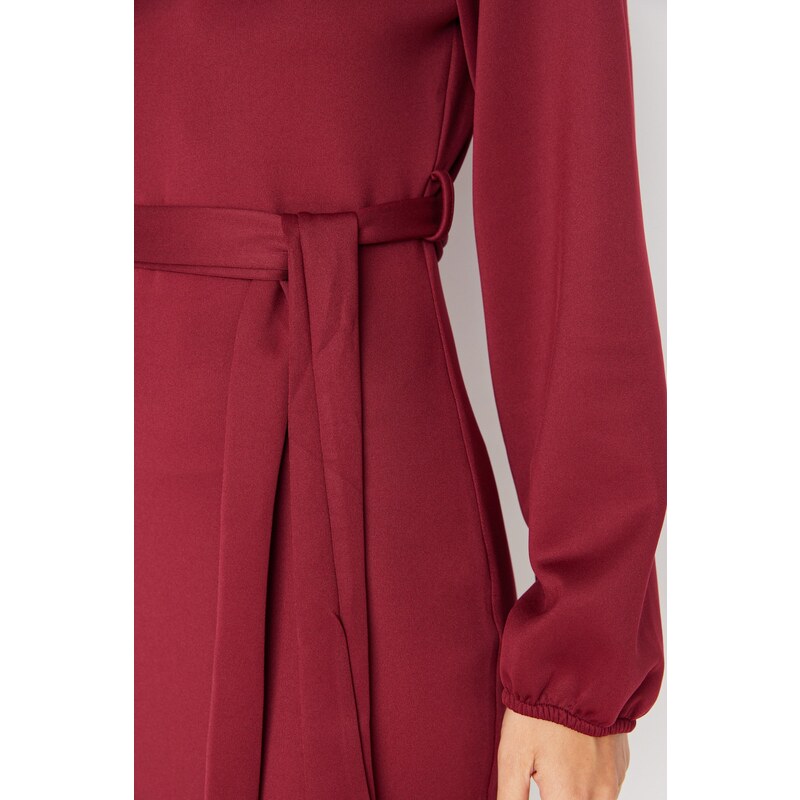 Trendyol Claret červený stojatý límec s kravatovým detailem Potápěčské pletené šaty