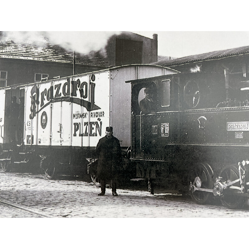 Plechová cedule Pilsner Urquell retro vlak 59x38 cm