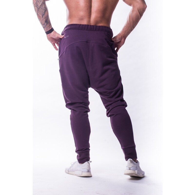 Nebbia Drop Crotch tepláky 729 - burgundy