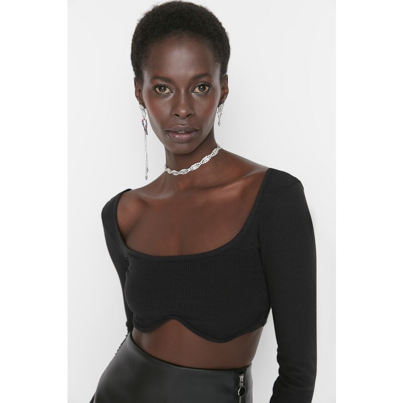 Trendyol Black Knitted Crop Collar Detailed Blouse