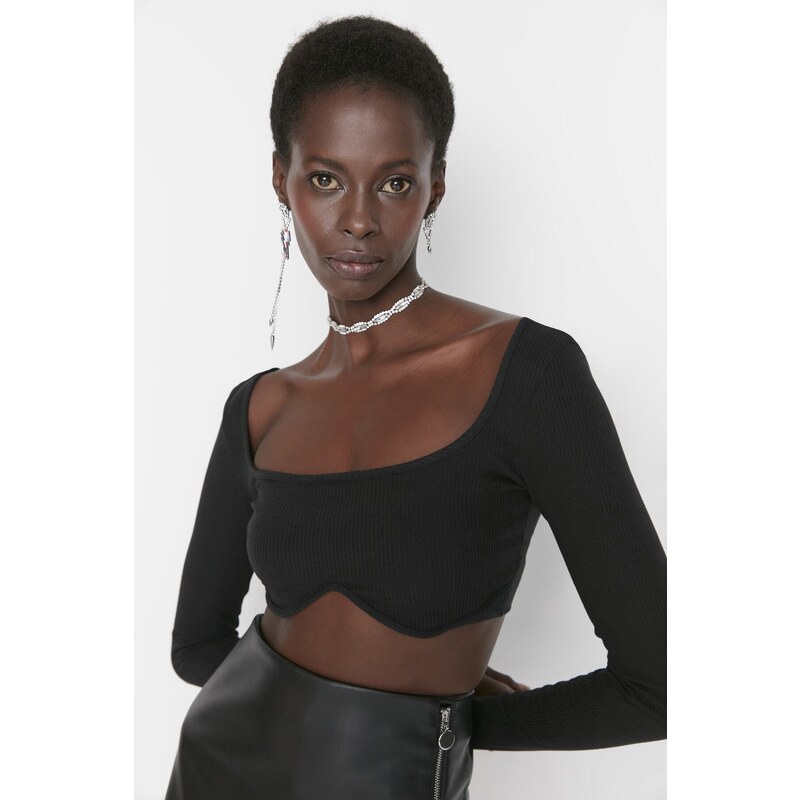 Trendyol Black Knitted Crop Collar Detailed Blouse