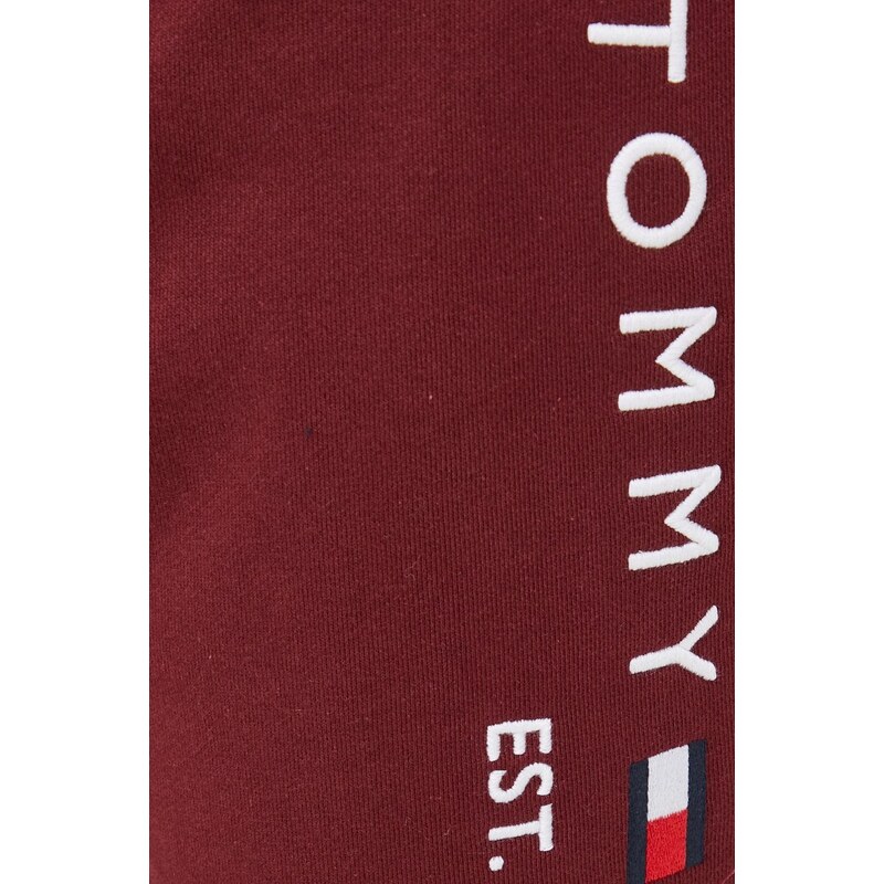 Bavlněné tepláky Tommy Hilfiger vínová barva, s aplikací