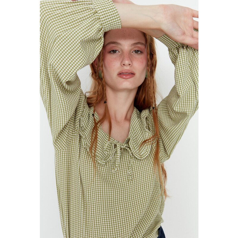 Trendyol Green Collar Detailed Woven Blouse