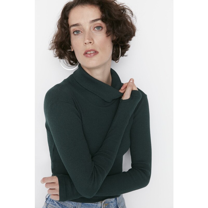 Trendyol Emerald Green Fitted Turtleneck Finger Detailed Ribbed Elastic Knitted Blouse