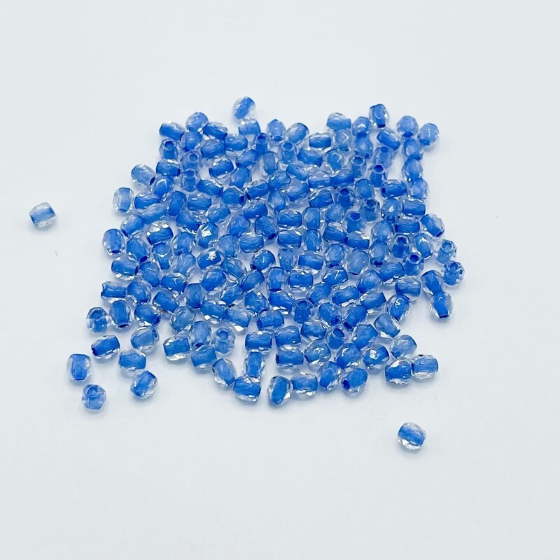 Broušené korálky crystal blue lined, 3 mm