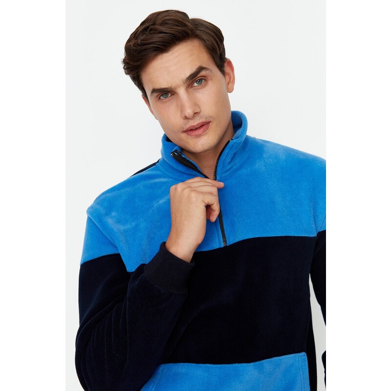 Trendyol Navy Blue Men's Regular/Regular Cut, Zippered Standing Collar Keeps You Warm, Thermal Thick Fleece Sweatshirt.