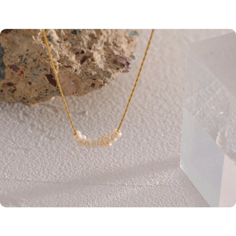 GRACE Jewellery Ocelový náhrdelník se sladkovodními perlami Ysa - chirurgická ocel