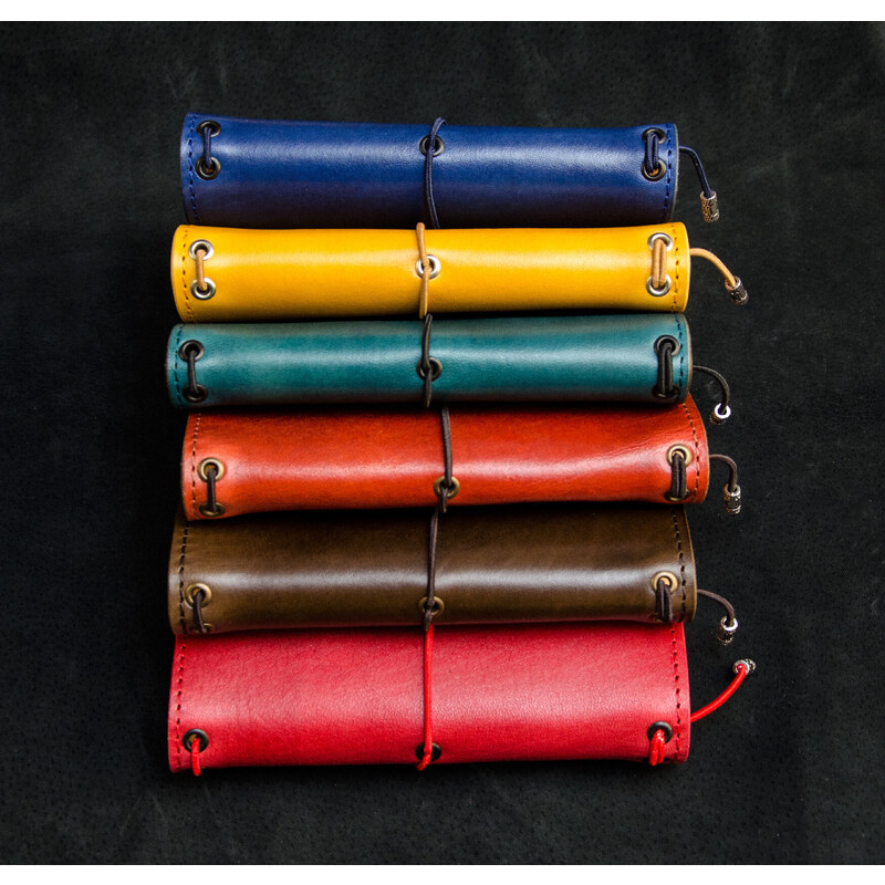 TlustyLeatherWorks Cestovatelský deník COLORS vel.: MINI (90x140mm)