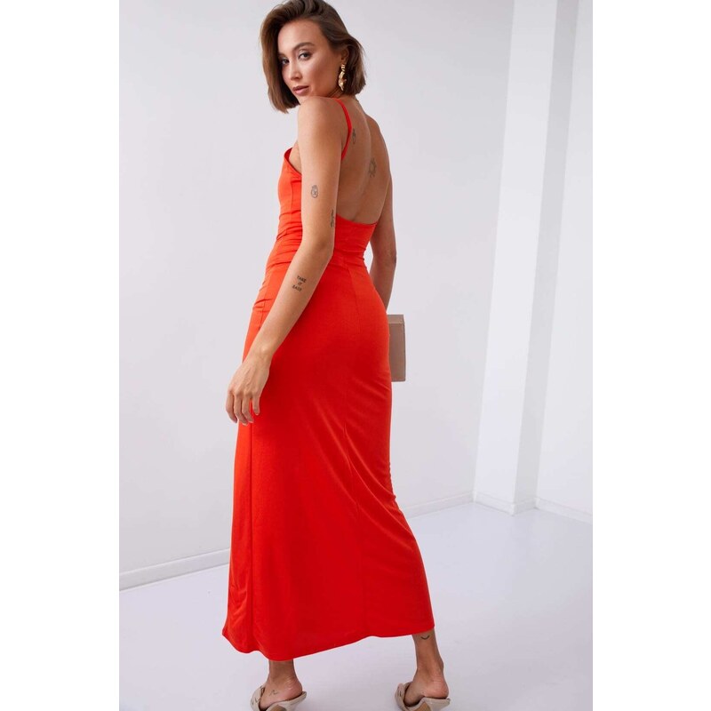 FASARDI Jednoduché maxi šaty na ramínka s cihlově červenou poklopci