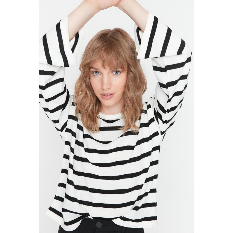 Trendyol Black Basic Striped Knitwear Sweater