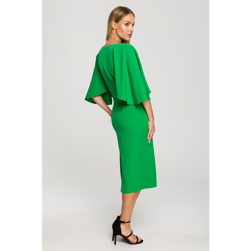 Efektní pouzdrové šaty MOE M700 zelené