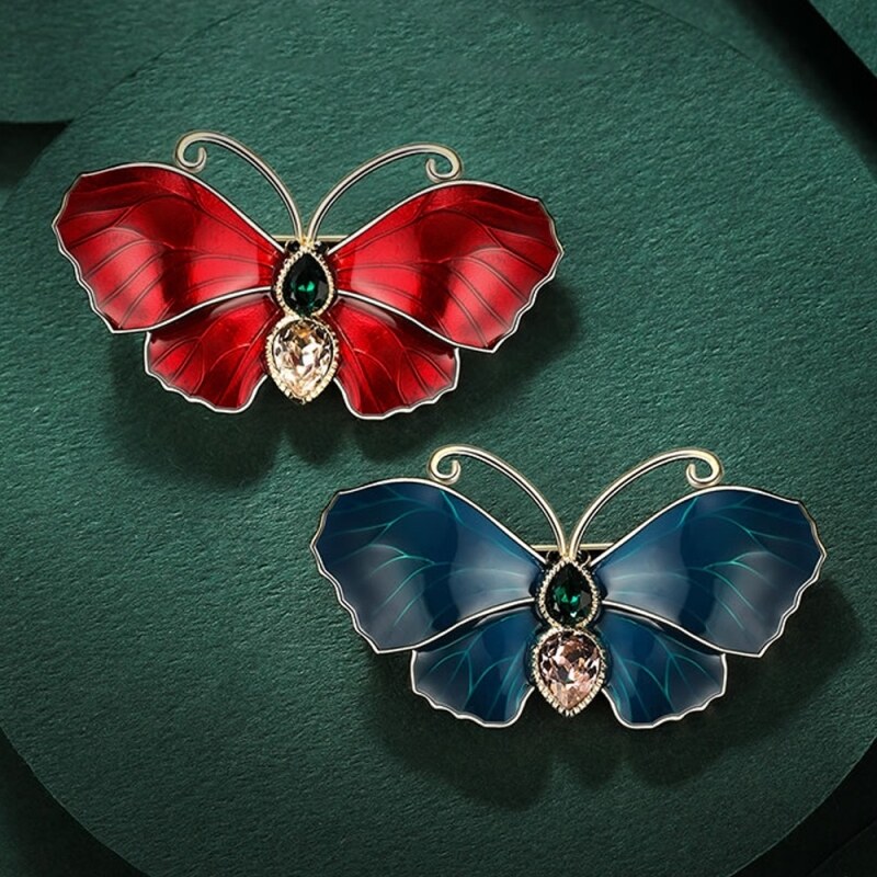 Éternelle Luxusní brož Swarovski Elements Červený motýl