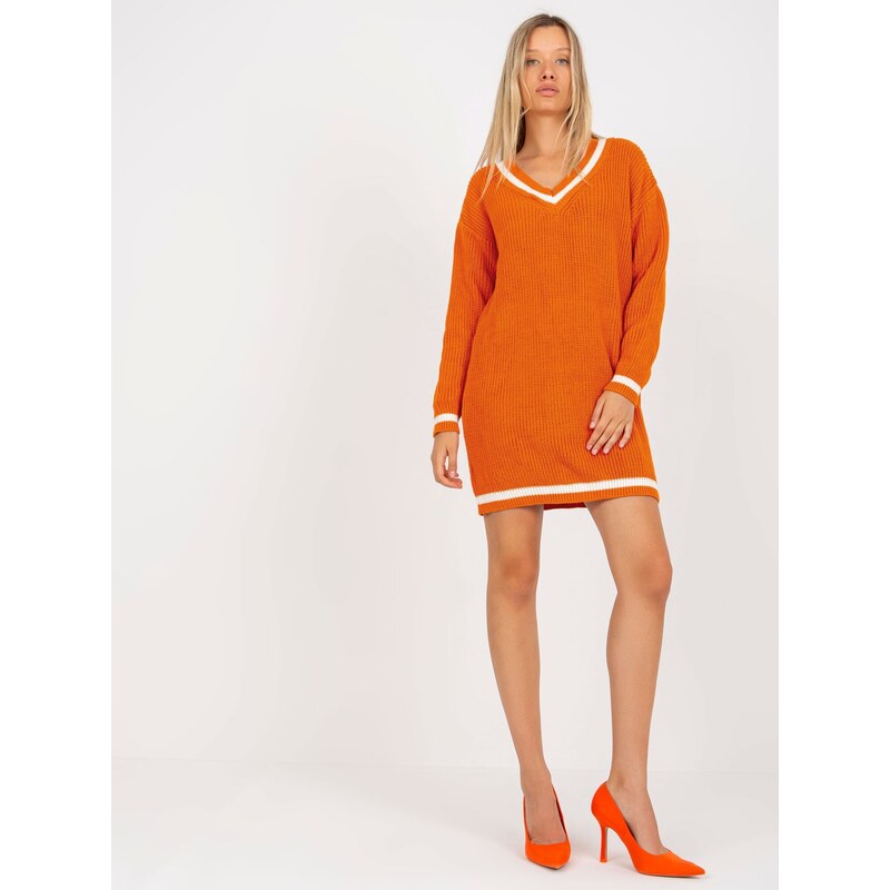 Fashionhunters Tmavě oranžové volné pletené šaty z RUE PARIS