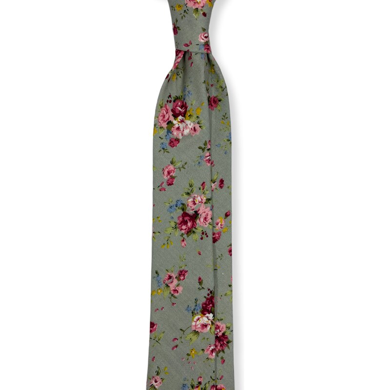 Kolem Krku Světle šedivá bavlněná kravata s květy