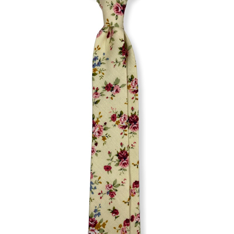 Kolem Krku Smetanová bavlněná kravata s květy
