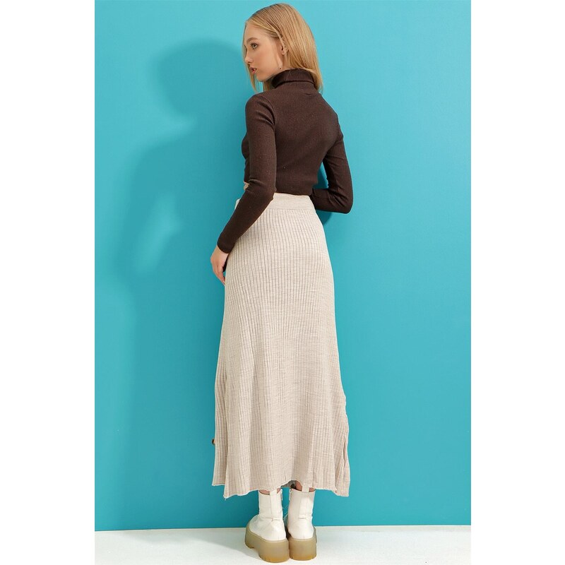 Trend Alaçatı Stili Women's Beige Button Detailed Knitwear Skirt