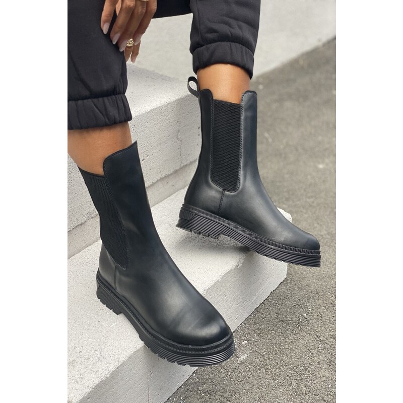 İnan Ayakkabı Women's Boots Black (SOLE 4 CM)
