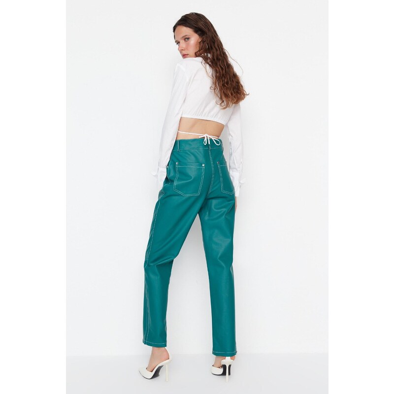 Trendyol Limitovaná edice zelených rovných tkaných kalhot z umělé kůže