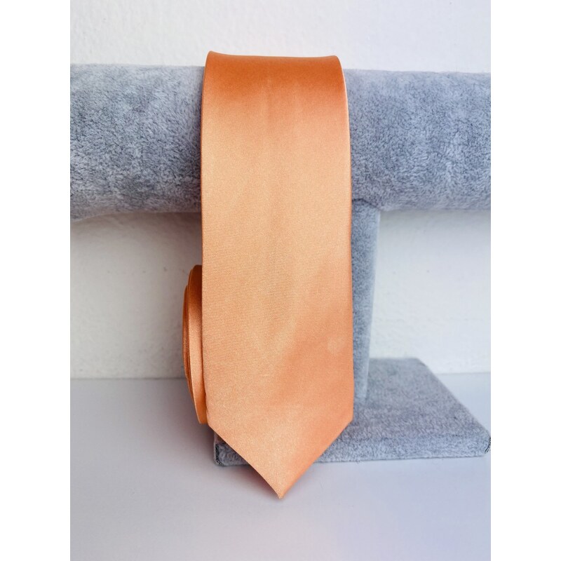 Webmoda Pánská světlá oranžová saténová úzká kravata