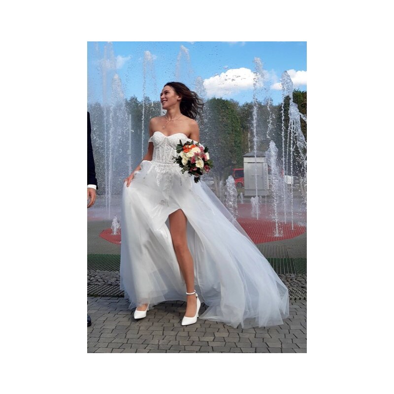 Donna Bridal Nádherné svatební šaty s rozparkem: stylové, krásné a sexy
