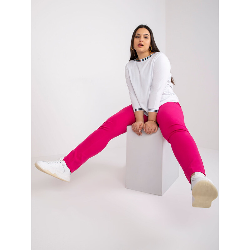 Fashionhunters Oversized bílá halenka s žebrováním