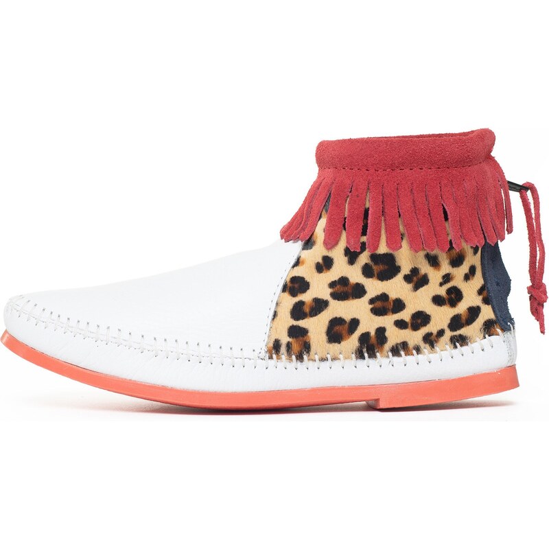 Minnetonka Kotníkové boty hnědá / oranžová / červená / černá / bílá 109577938