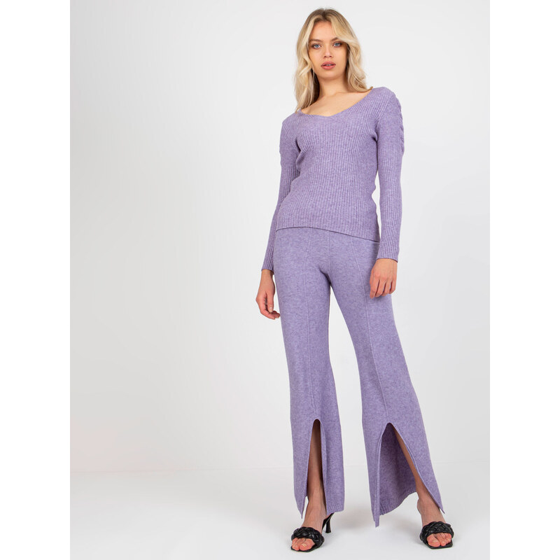 Fashionhunters Klasický fialový žebrovaný svetr s nabíranými rukávy
