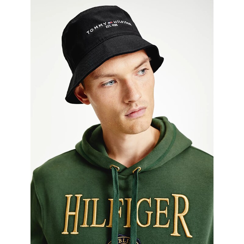 Černý pánský klobouk s nápisem Tommy Hilfiger - Pánské