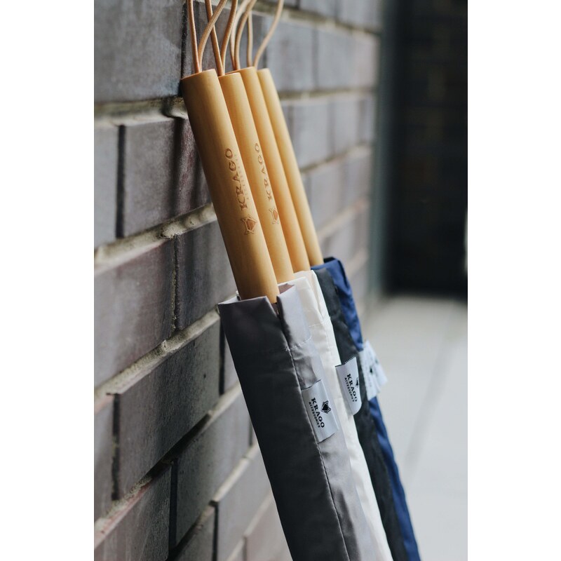 KRAGO Deštníková hůl s rovnou dřevěnou rukojetí 16 paprsků bílý