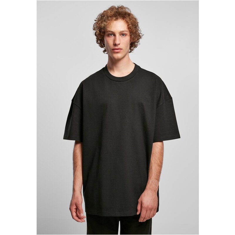 Urban Classics Ultra Heavy Oversized tričko černé barvy