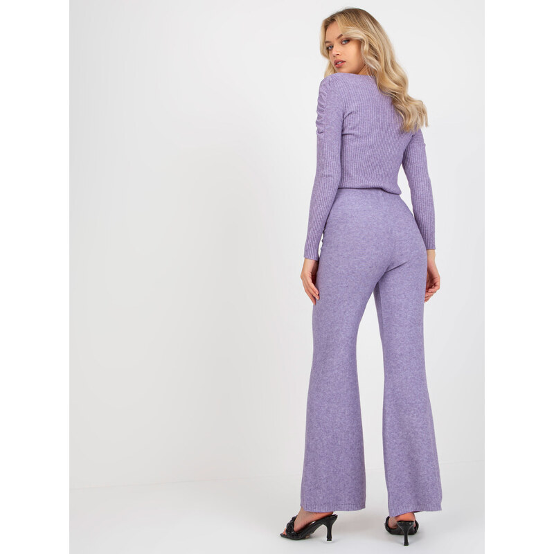 Fashionhunters Dámské fialové úpletové kalhoty s rozparkem
