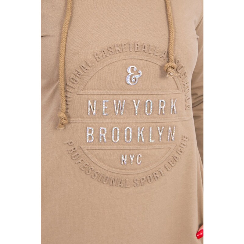 Kesi Šaty Brooklynského velblouda