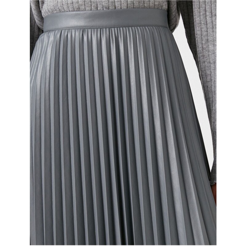 Koton Women's Gray Pleated Faux Leather Skirt