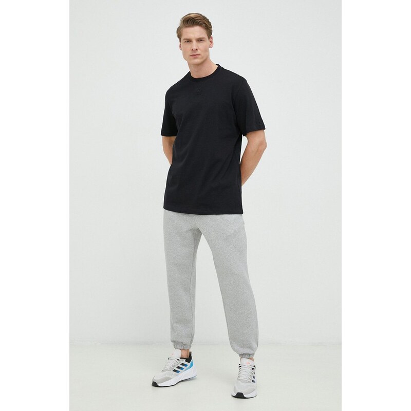 Bavlněné tričko adidas černá barva, IC9793